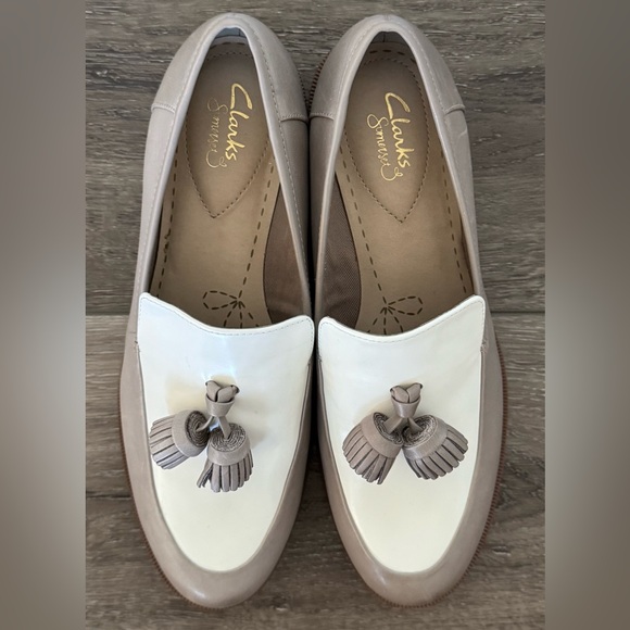Clark’s Somerset Taylor Cinderella Loafer Tassels Gray/White Leather Womens 7.5M - Picture 3 of 16